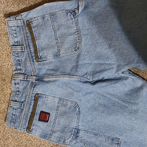 5 for $20 Rigs workwear by wrangler size 36 / 32